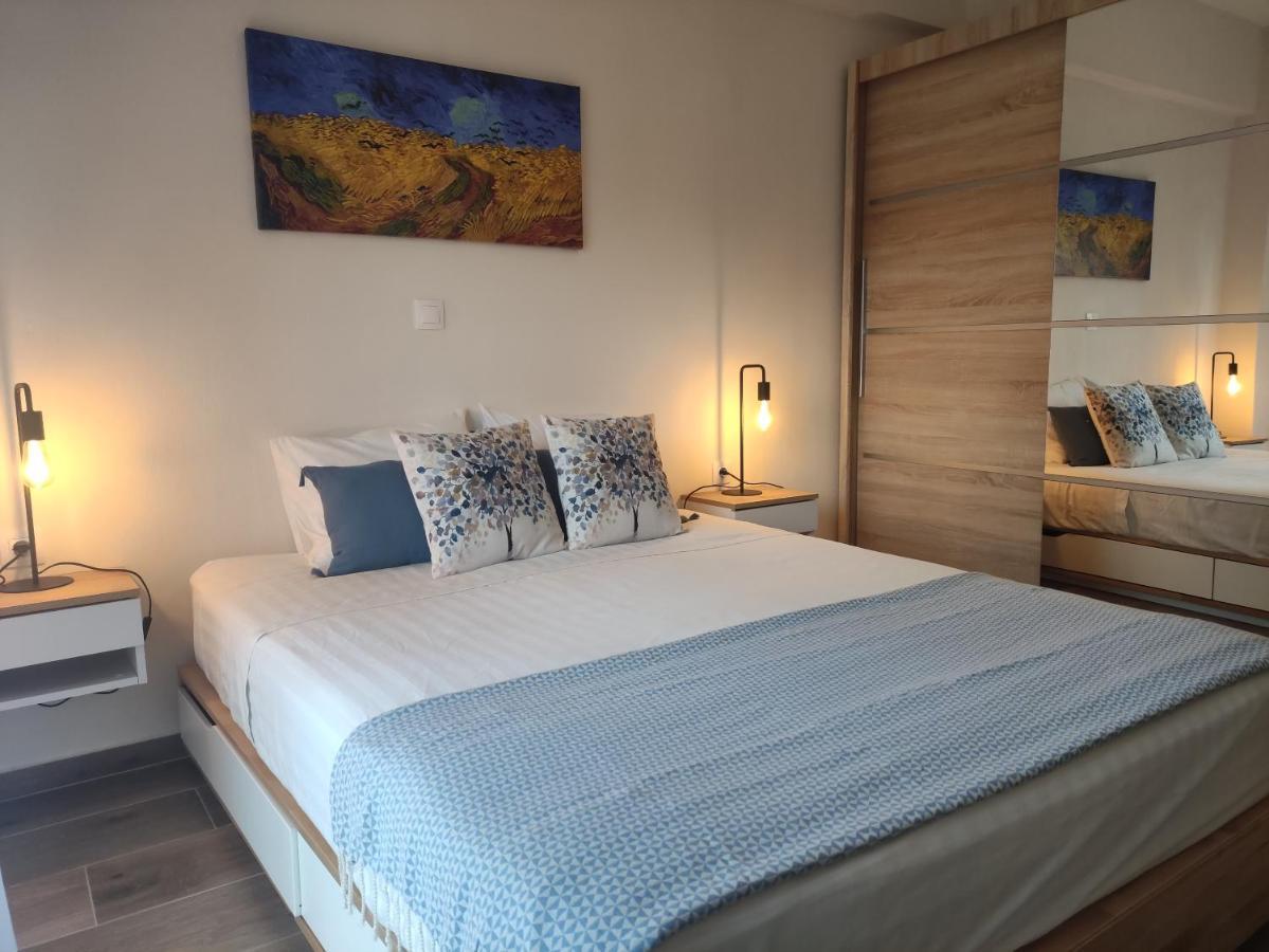 To Helidoni Apartment & Gardens Никити Екстериор снимка