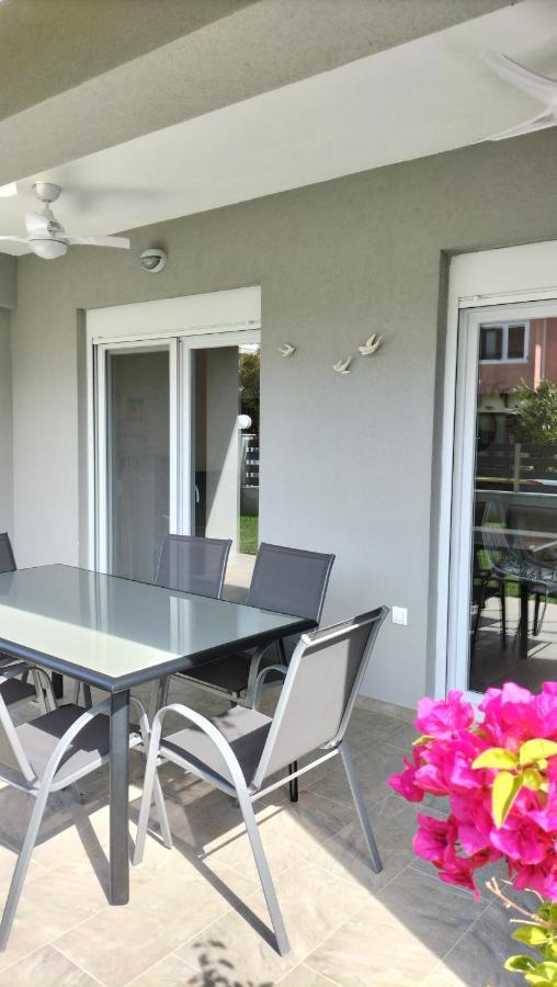 To Helidoni Apartment & Gardens Никити Екстериор снимка