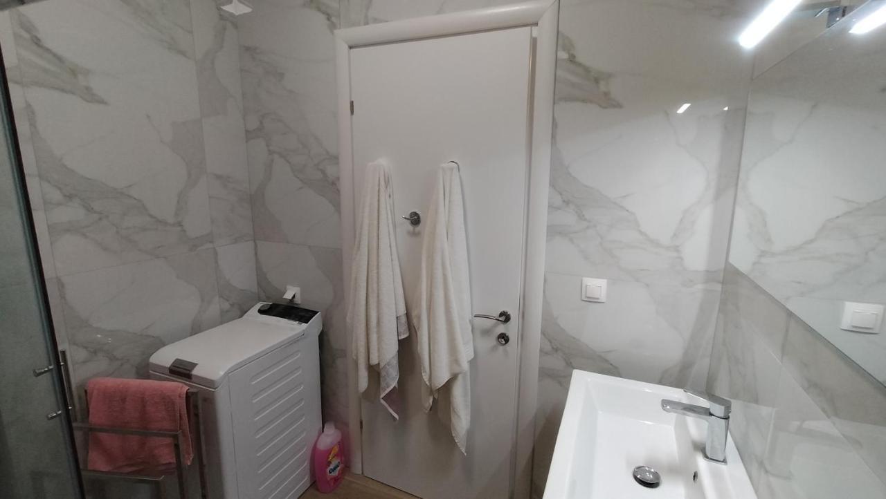 To Helidoni Apartment & Gardens Никити Екстериор снимка