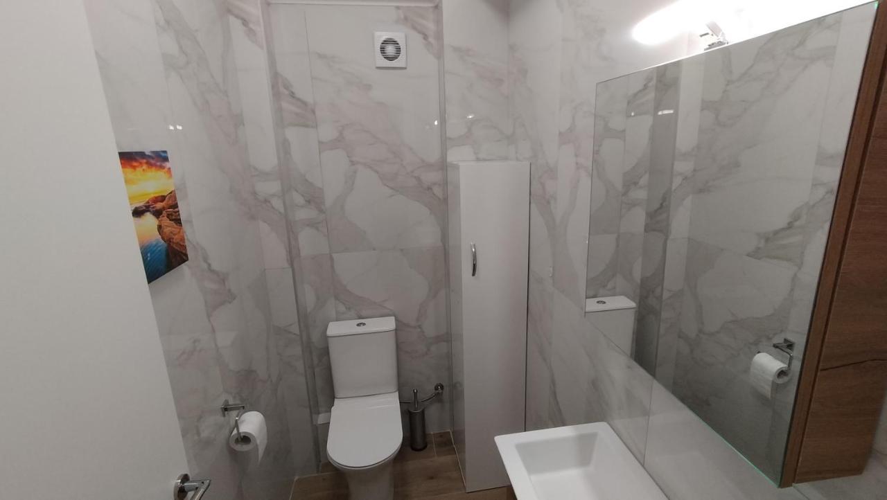 To Helidoni Apartment & Gardens Никити Екстериор снимка