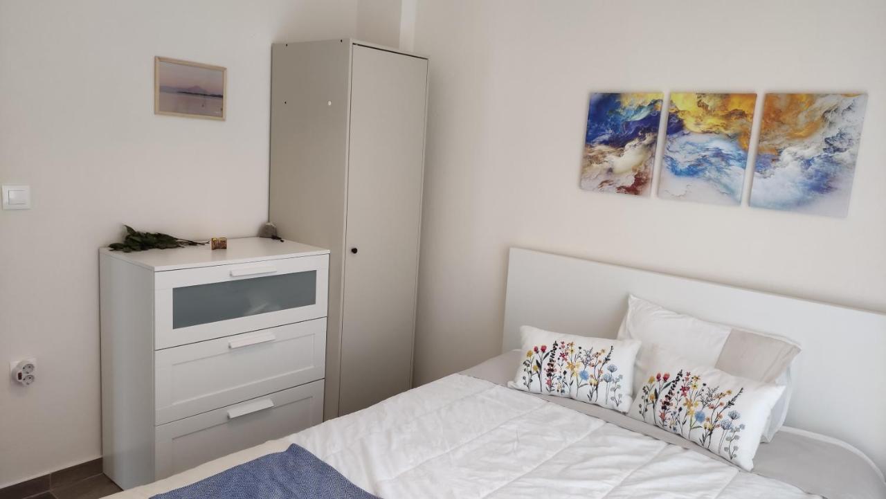 To Helidoni Apartment & Gardens Никити Екстериор снимка