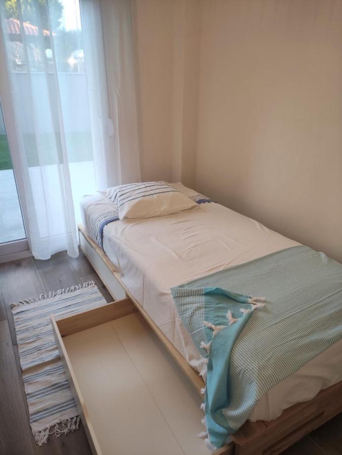 To Helidoni Apartment & Gardens Никити Екстериор снимка