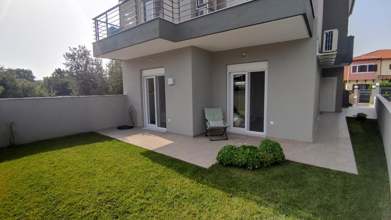 To Helidoni Apartment & Gardens Никити Екстериор снимка